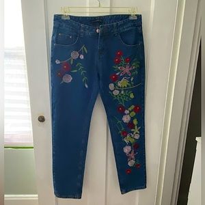 NWT Zafsi Blings Floral Pattern Jeans 👖